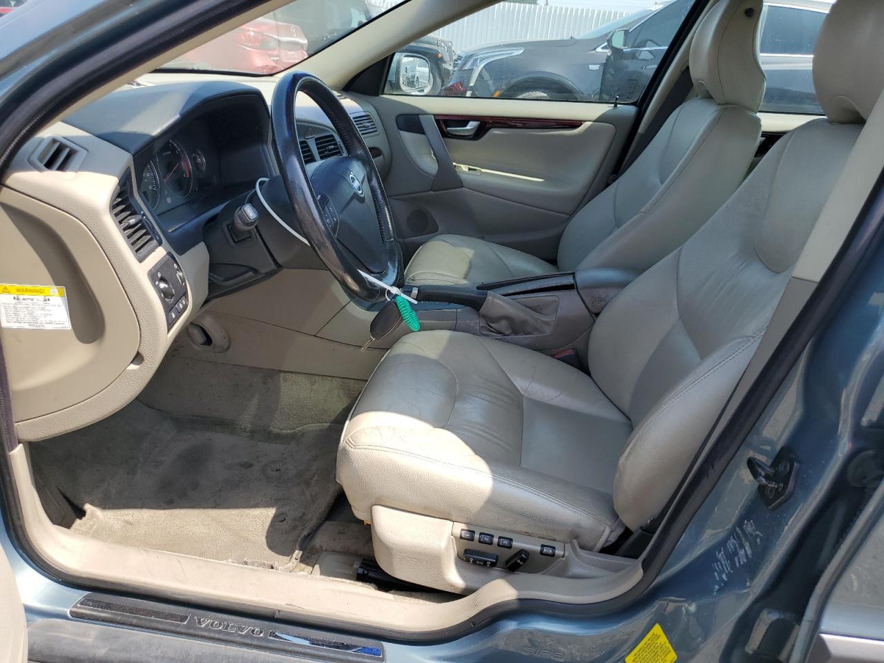 2004 Volvo S60 2.5T - Фото 7