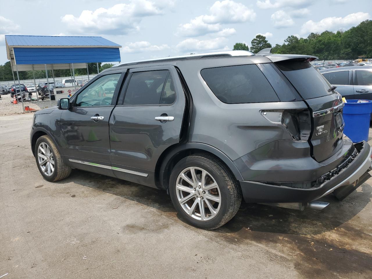 2017 Ford Explorer Limited - Image 2