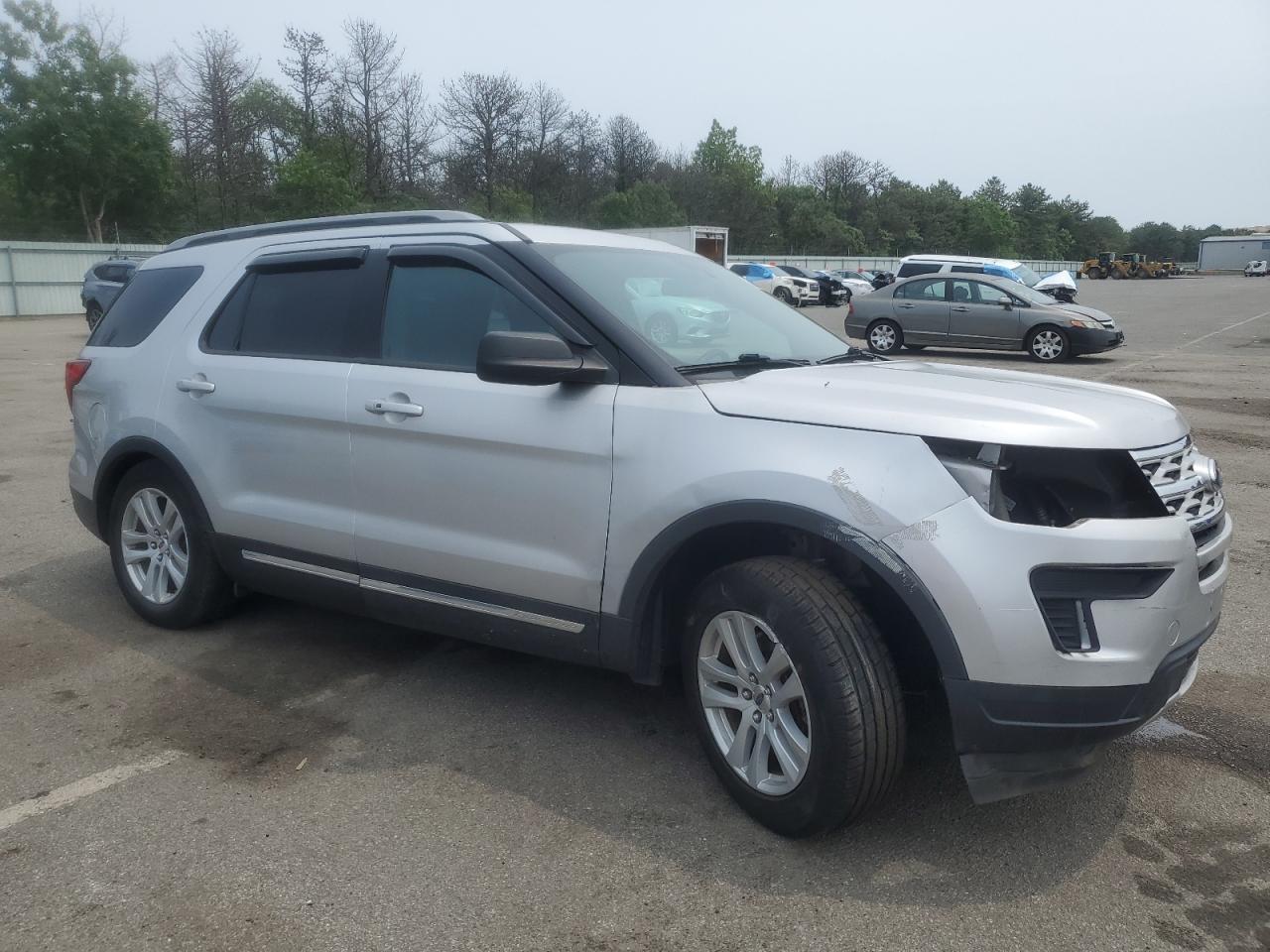 2018 Ford Explorer Xlt - Фото 4