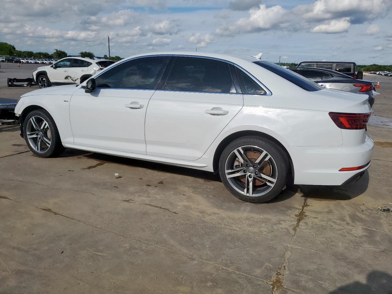 2018 Audi A4 Premium Plus - Фото 2