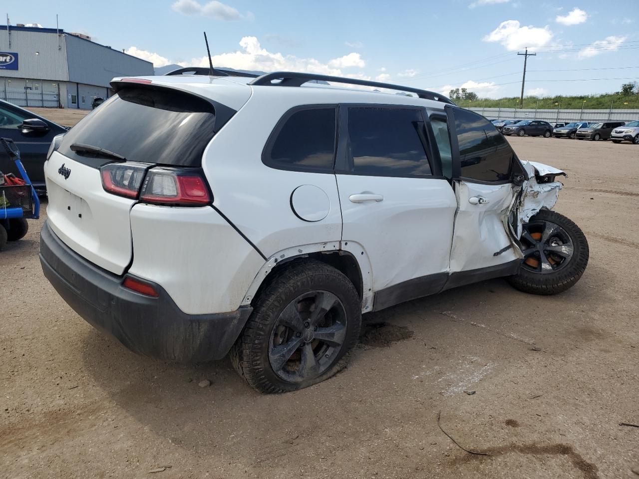 2019 Jeep Cherokee Latitude Plus - Image 3