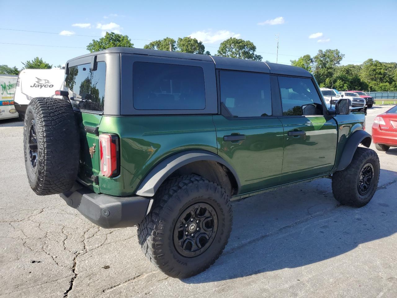 2023 Ford Bronco Base - Фото 3