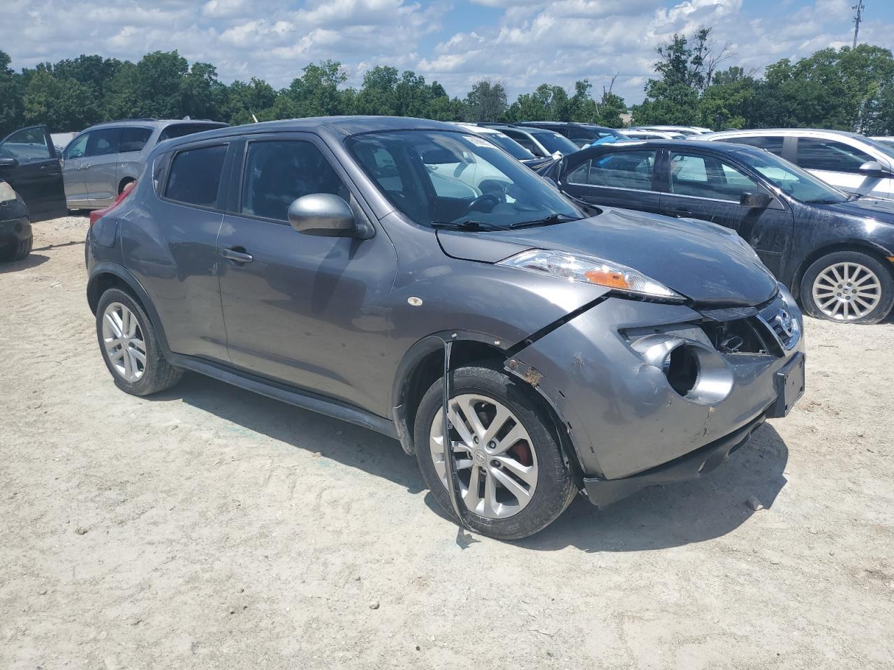 2012 Nissan Juke S - Image 4