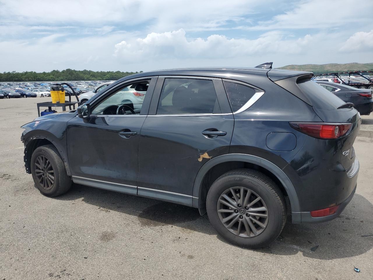 2019 Mazda Cx-5 Touring - Image 2