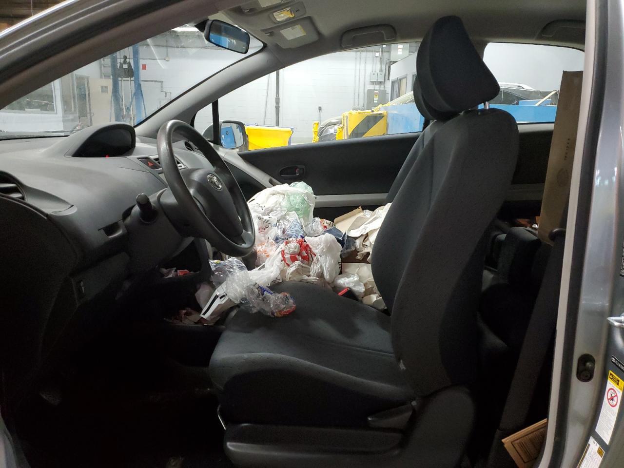 2010 Toyota Yaris - Фото 7