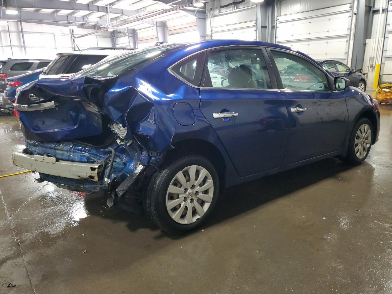 2017 Nissan Sentra S - Фото 3