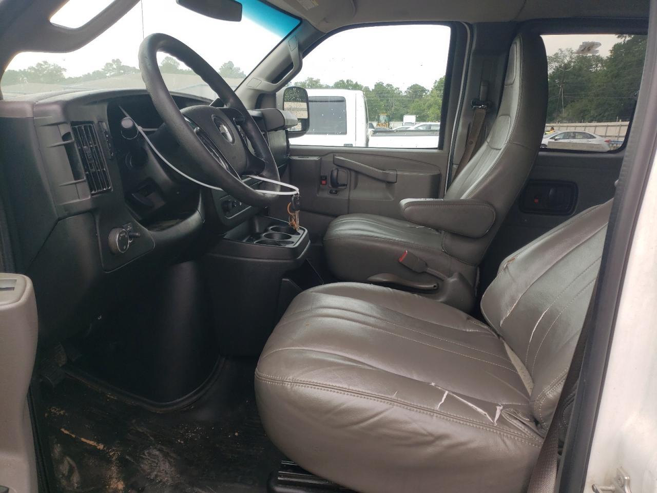 2016 Chevrolet Express G2500 Ls - Image 7