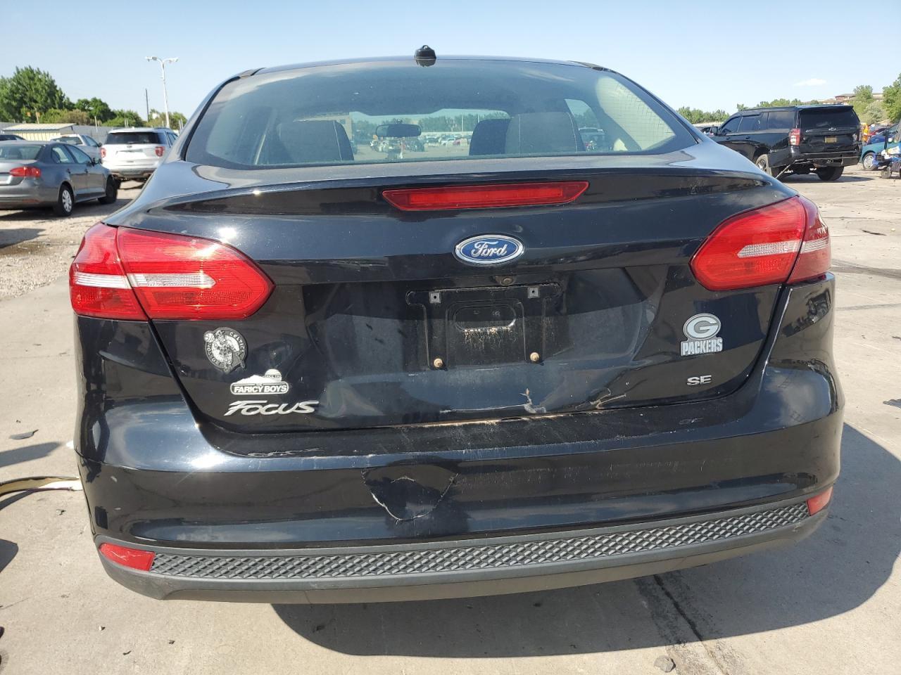 2017 Ford Focus Se - Image 6