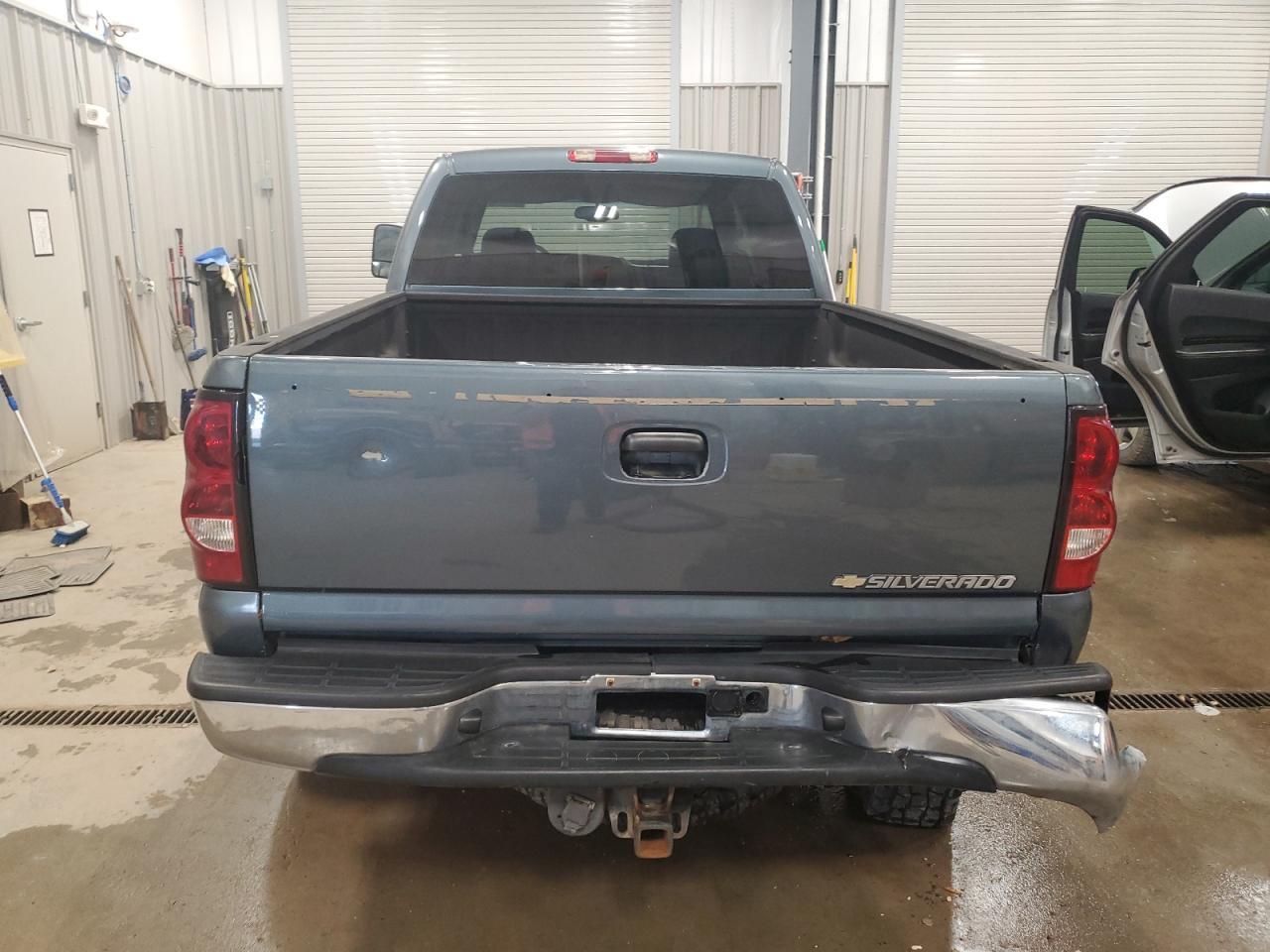 2006 Chevrolet Silverado K2500 Heavy Duty - Фото 6