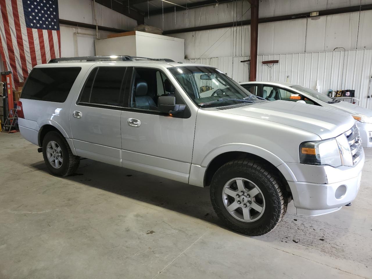 2011 Ford Expedition El Limited - Image 4