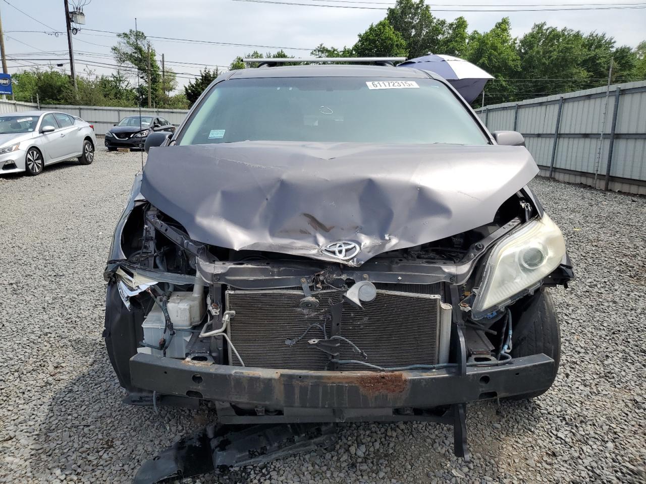 2012 Toyota Sienna Xle - Фото 5