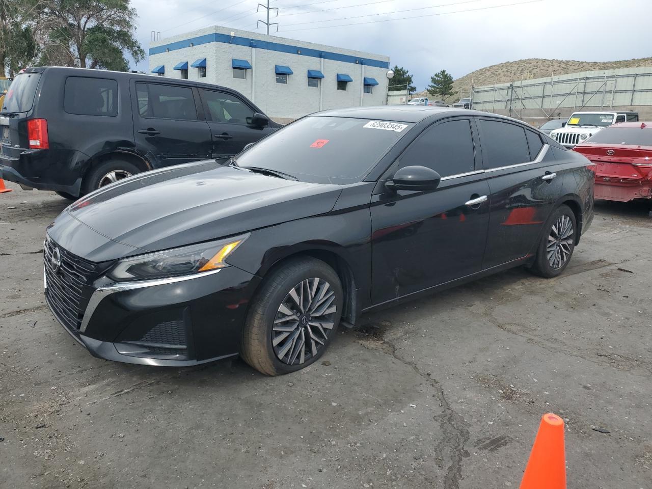 2023 Nissan Altima Sv