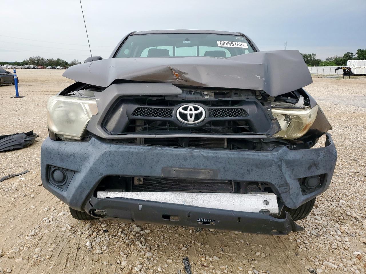 2014 Toyota Tacoma - Image 5