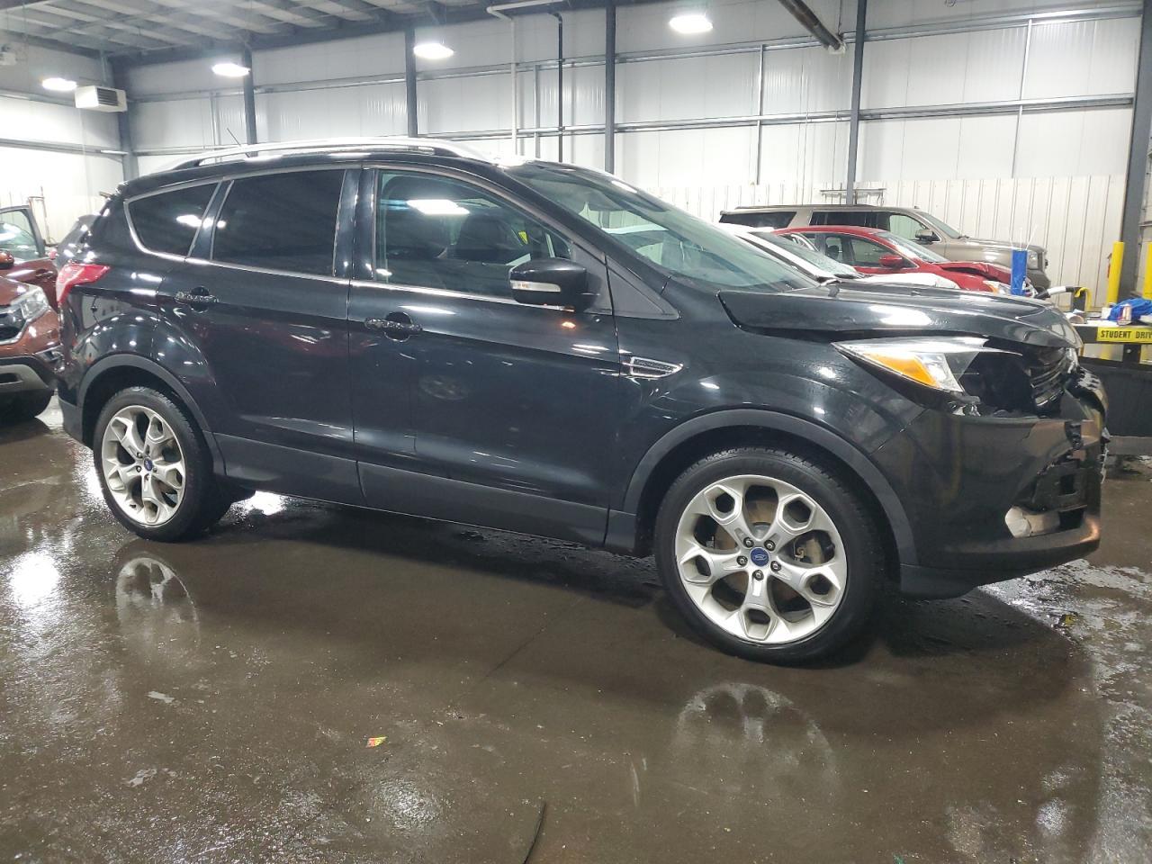 2014 Ford Escape Titanium - Image 4