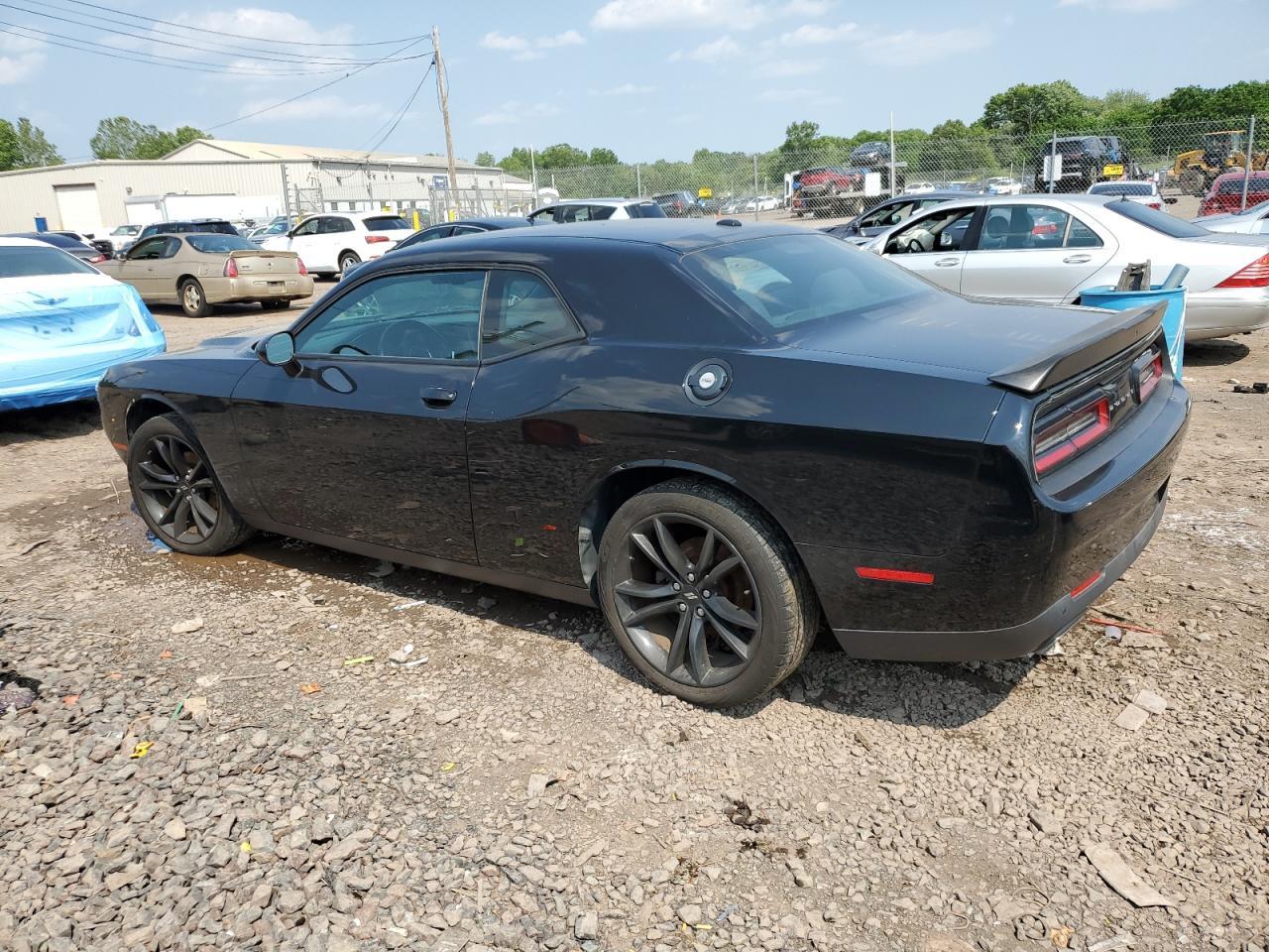 2017 Dodge Challenger Sxt - Фото 2
