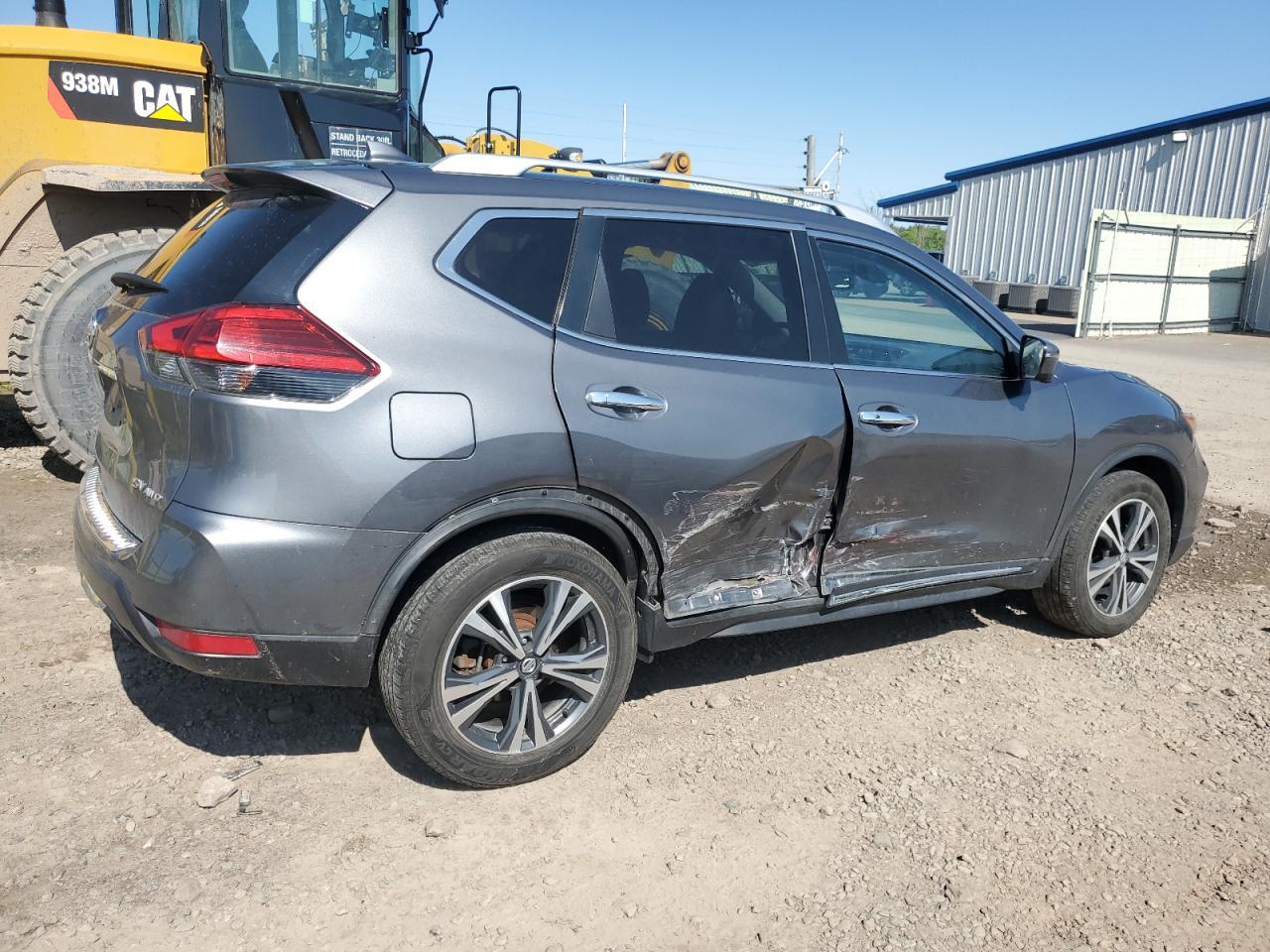 2017 Nissan Rogue S - Фото 3