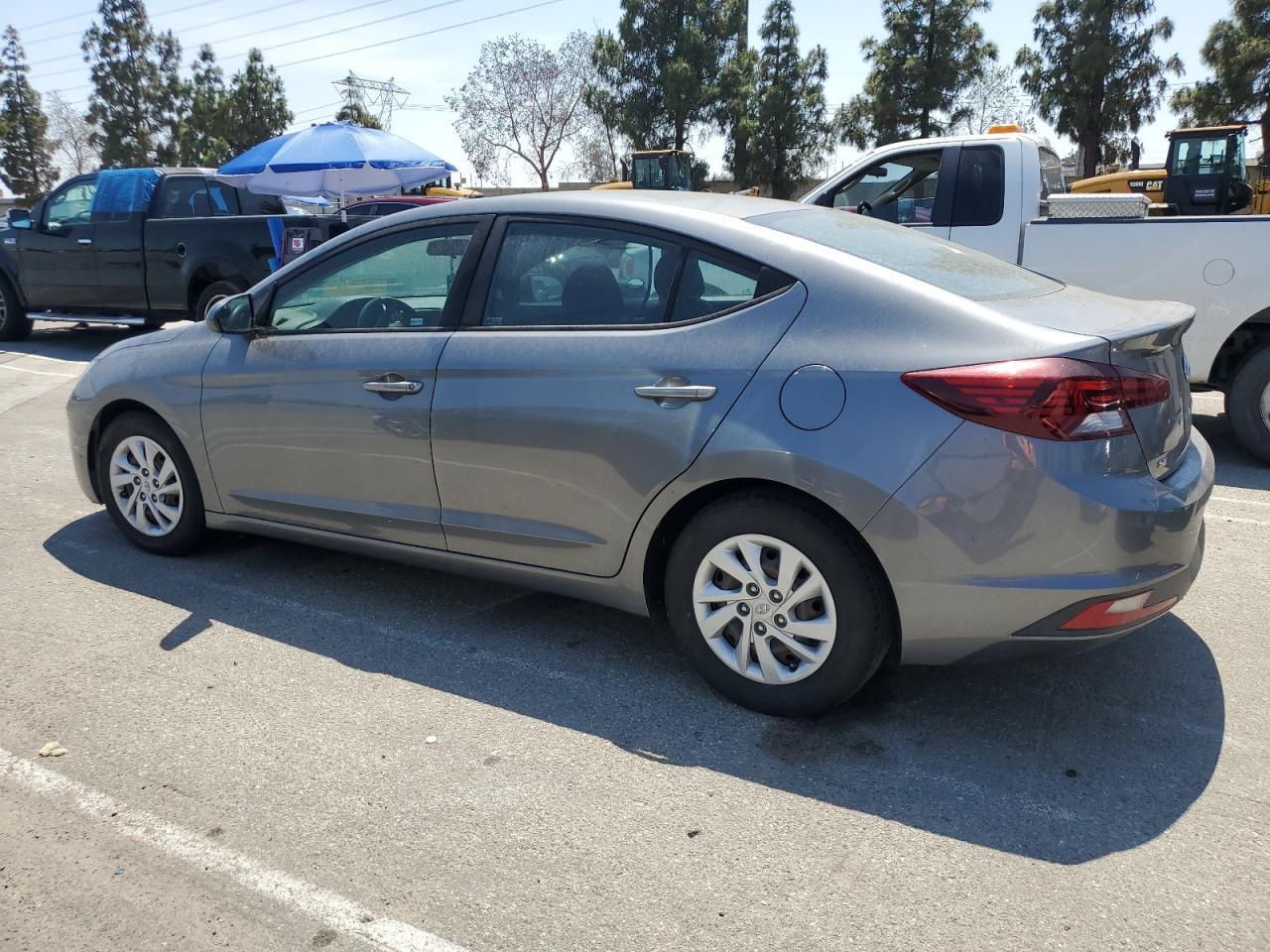 2019 Hyundai Elantra Se - Фото 2