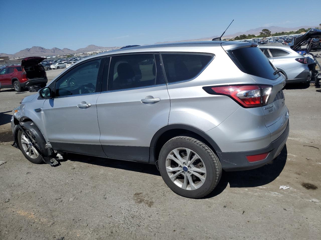 2017 Ford Escape Se - Image 2