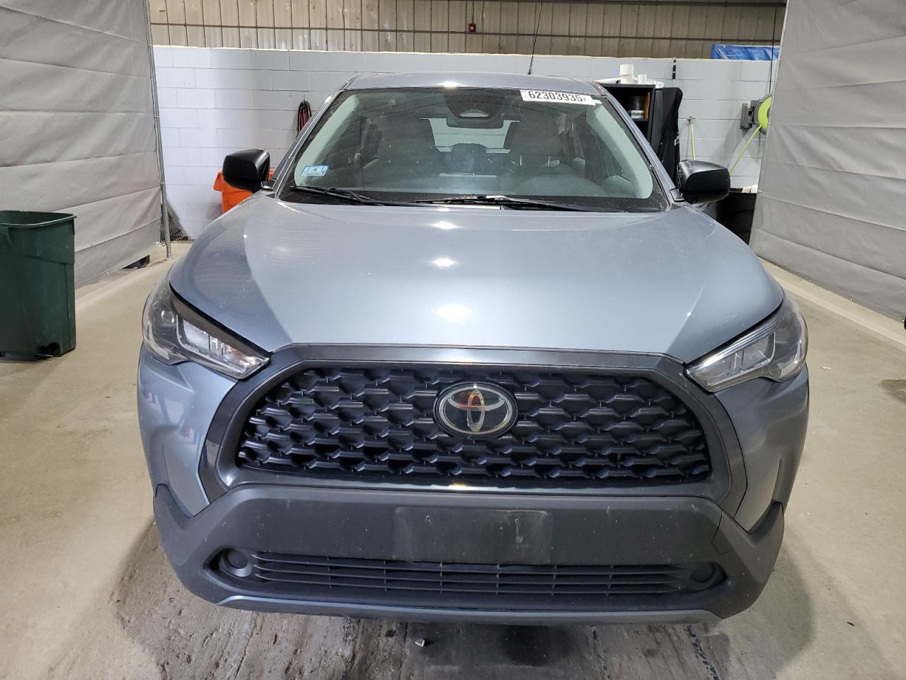 2023 Toyota Corolla Cross L - Image 5