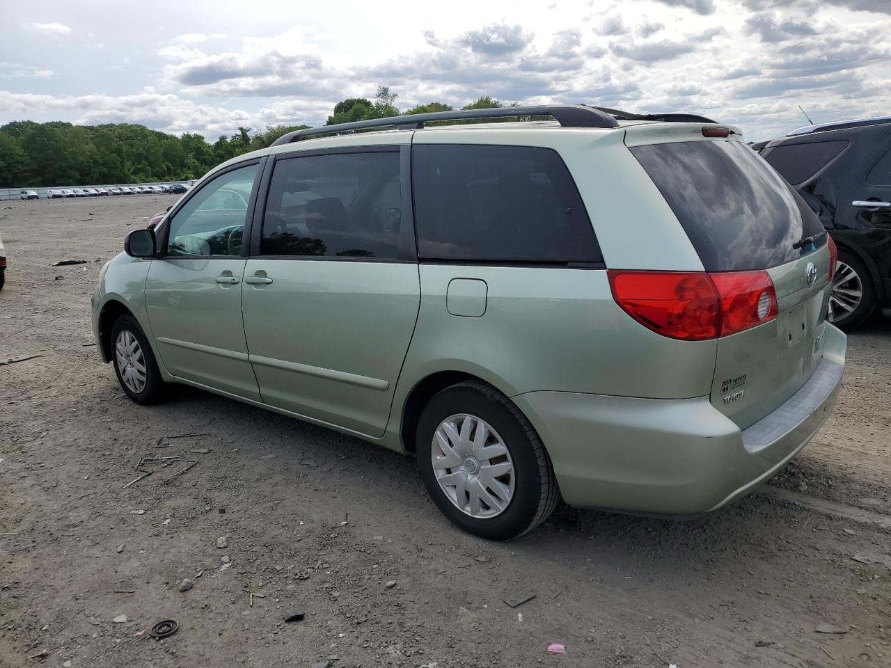 2006 Toyota Sienna Ce - Image 2