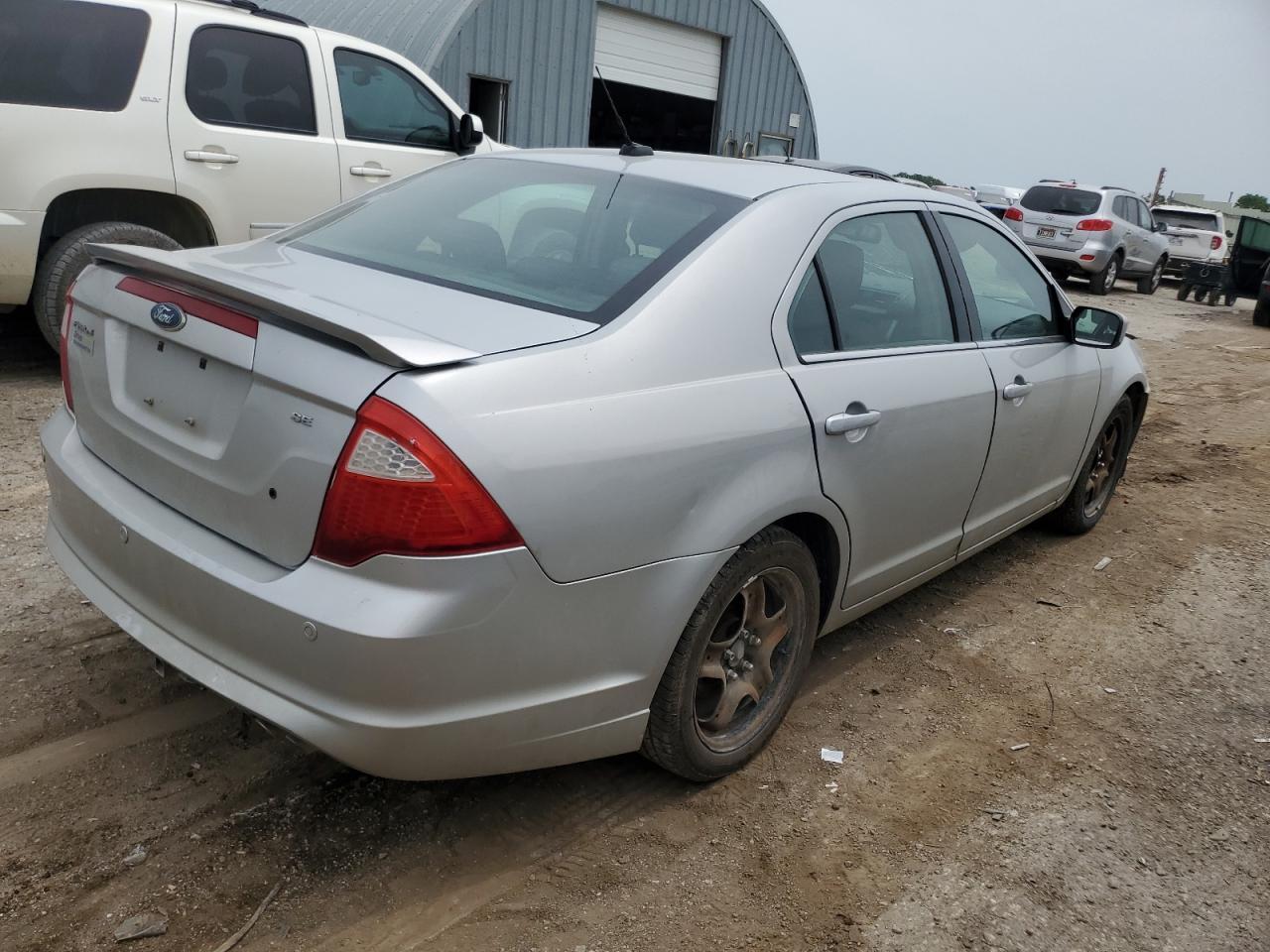 2010 Ford Fusion Se - Фото 3