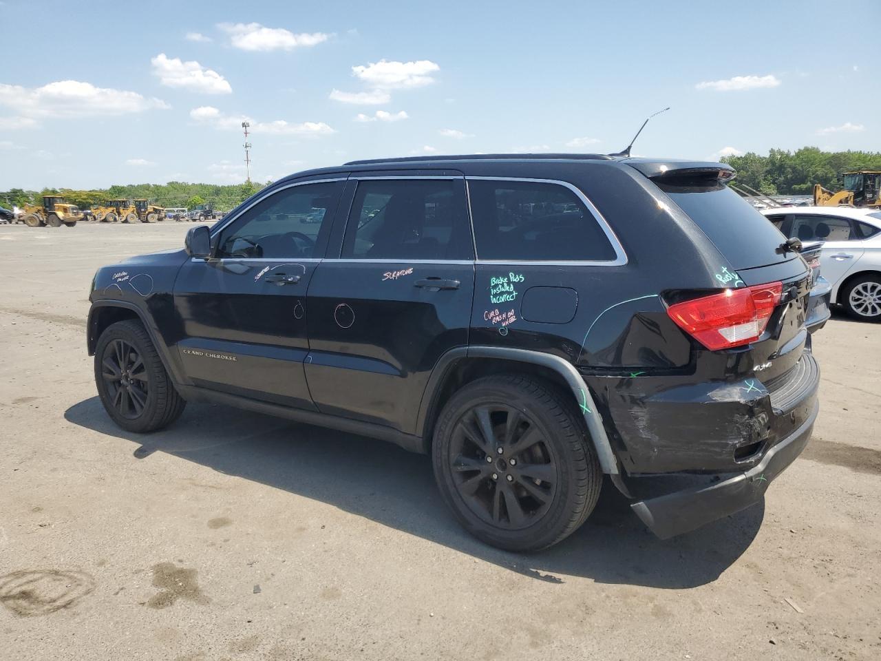 2013 Jeep Grand Cherokee Laredo - Image 2