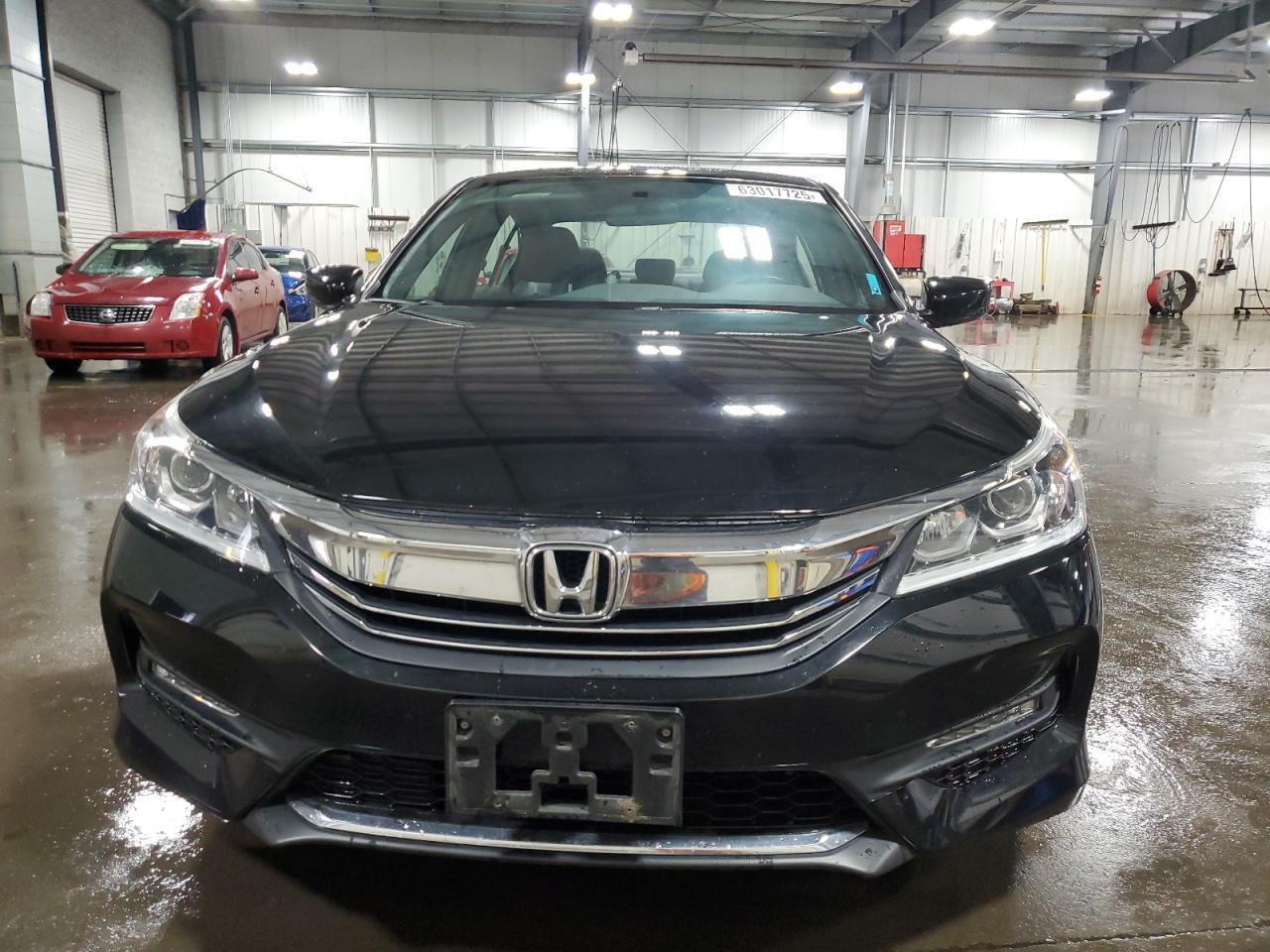 2017 Honda Accord Sport - Фото 5