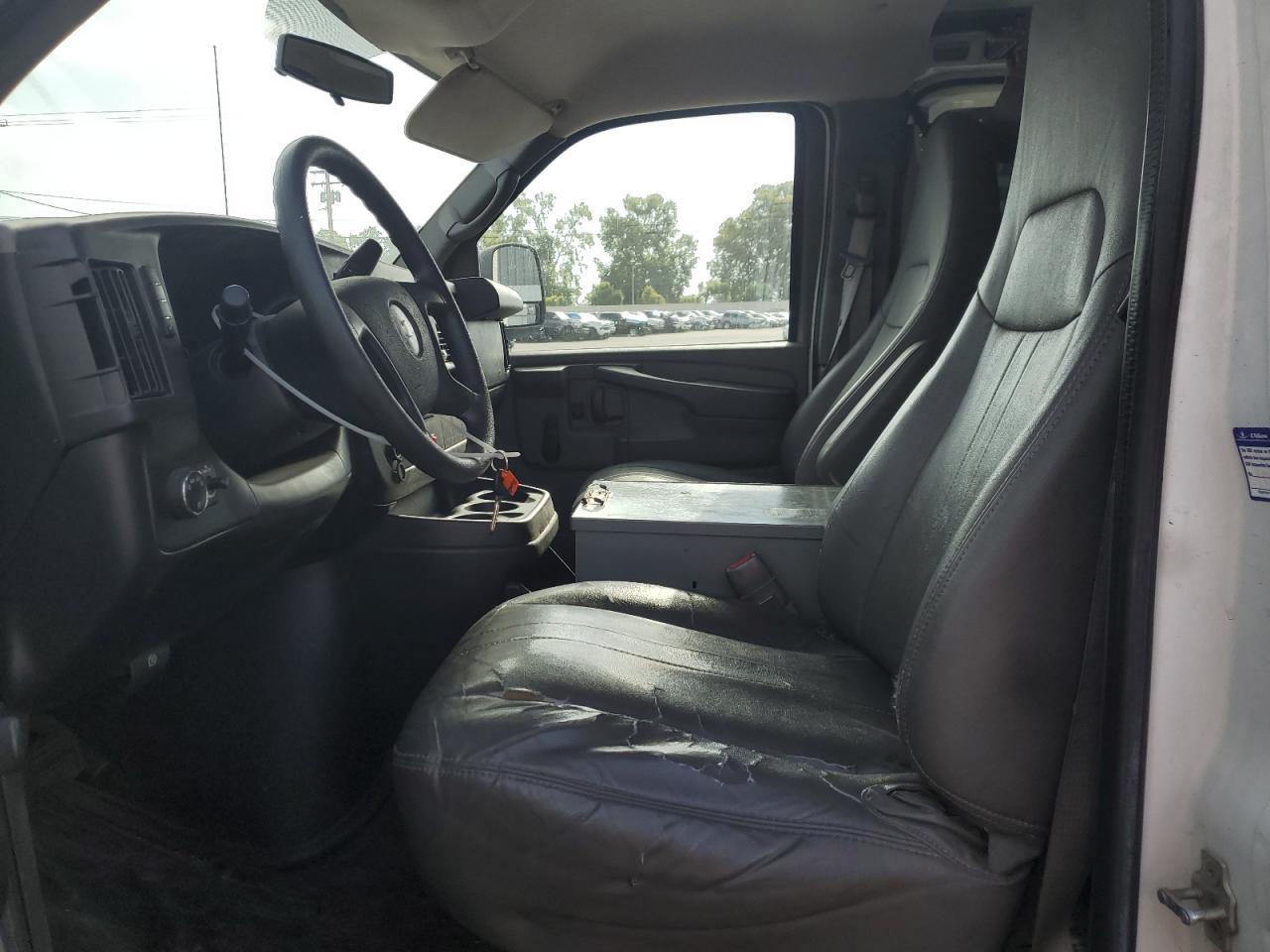 2012 Chevrolet Express G2500 - Фото 7