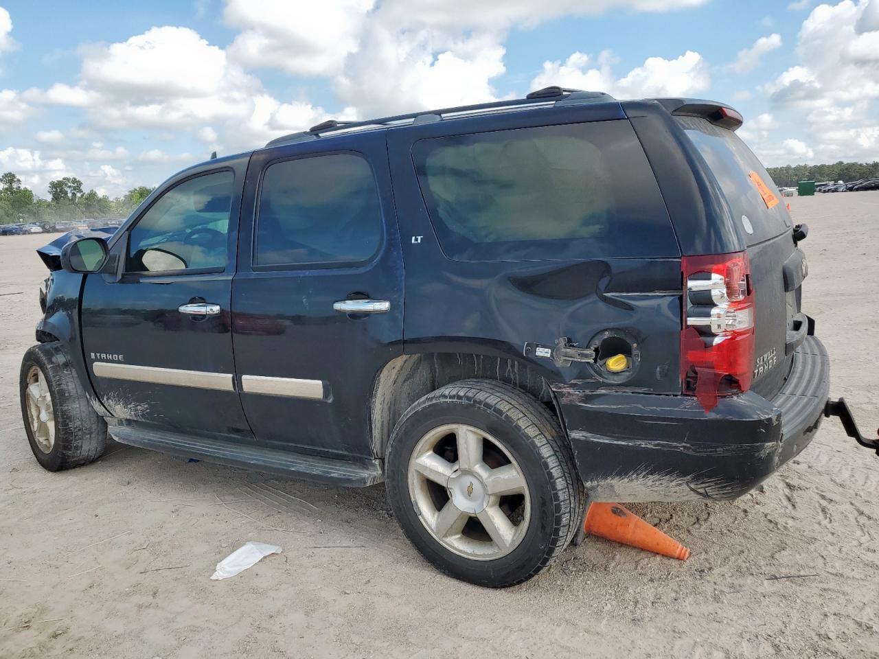 2008 Chevrolet Tahoe C1500 - Фото 2