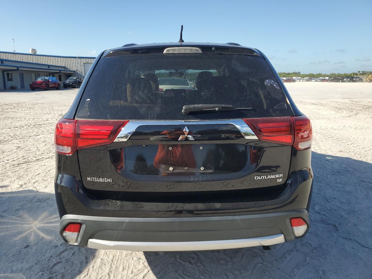2016 Mitsubishi Outlander Se - Фото 6