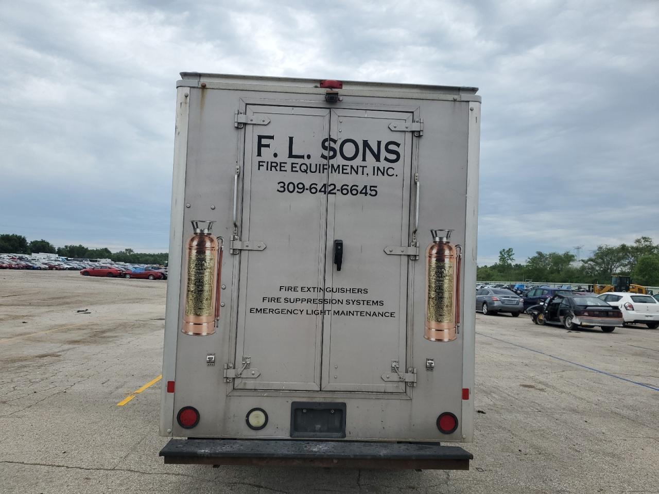 2010 Chevrolet Express G3500 - Фото 6