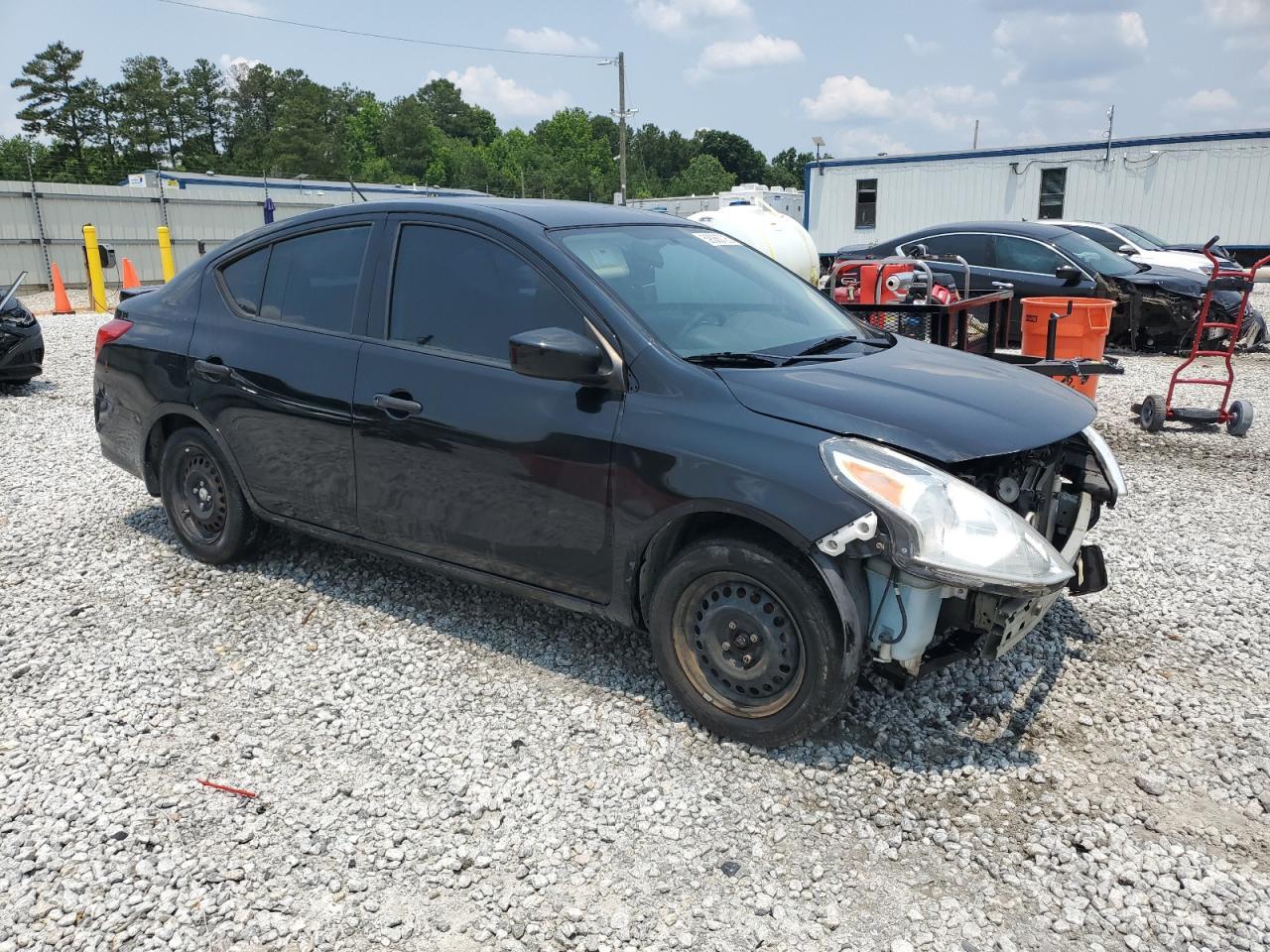 2017 Nissan Versa S - Image 4