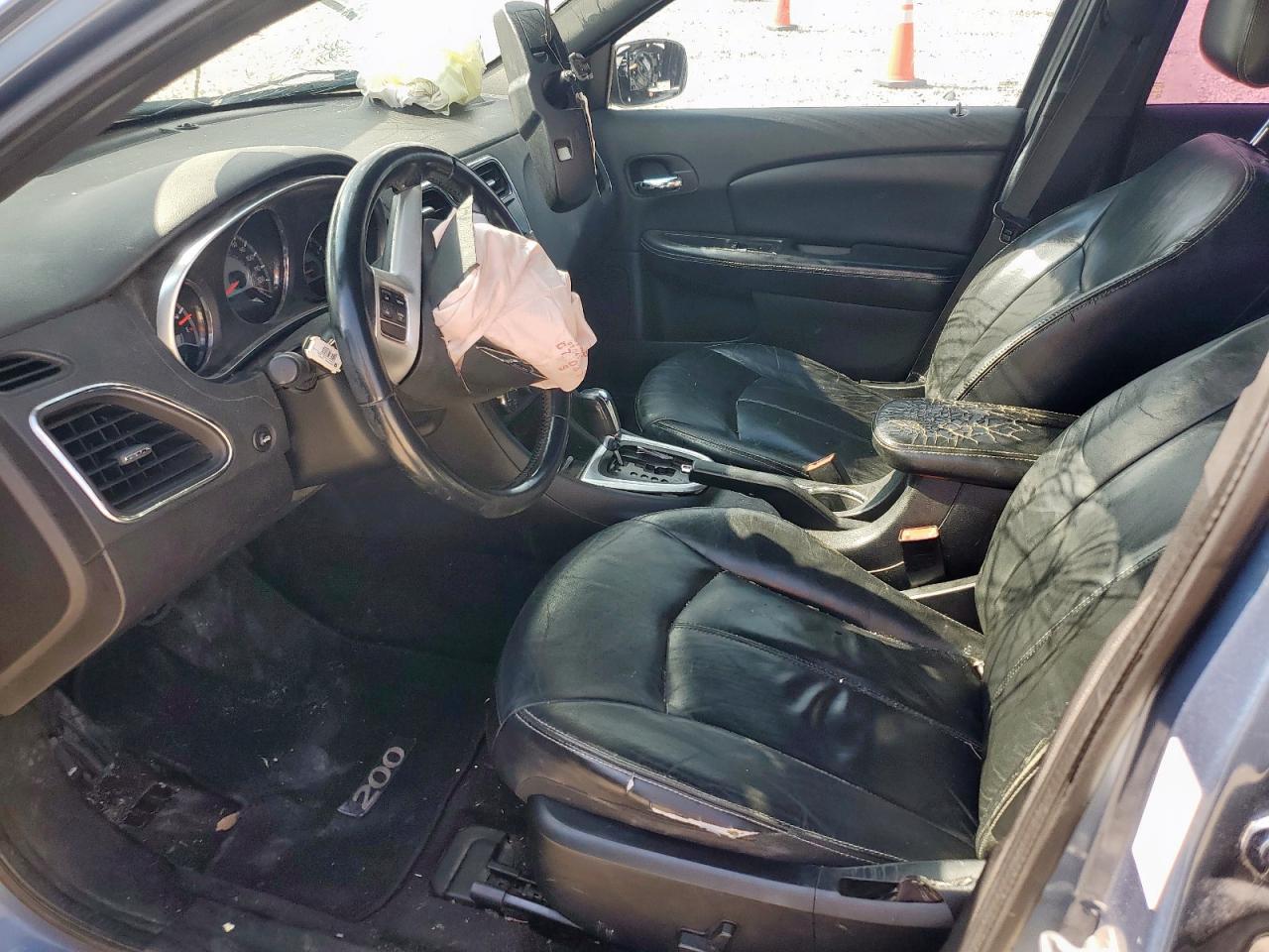 2011 Chrysler 200 Limited - Фото 7