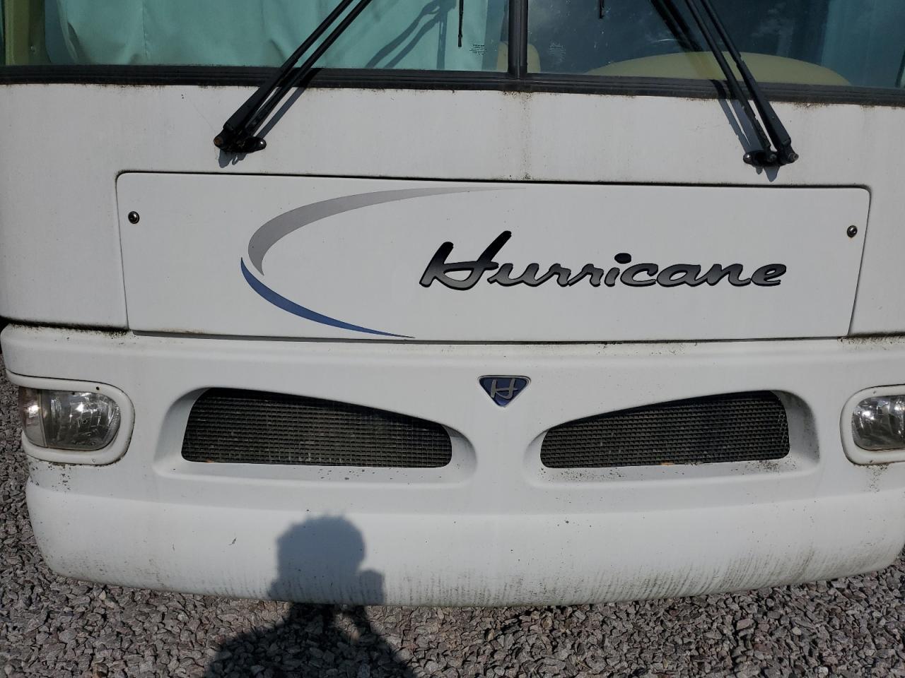 2000 Ford F550 Super Duty Stripped Chassis - Image 7