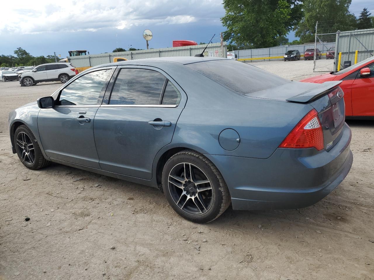 2012 Ford Fusion Sel - Image 2