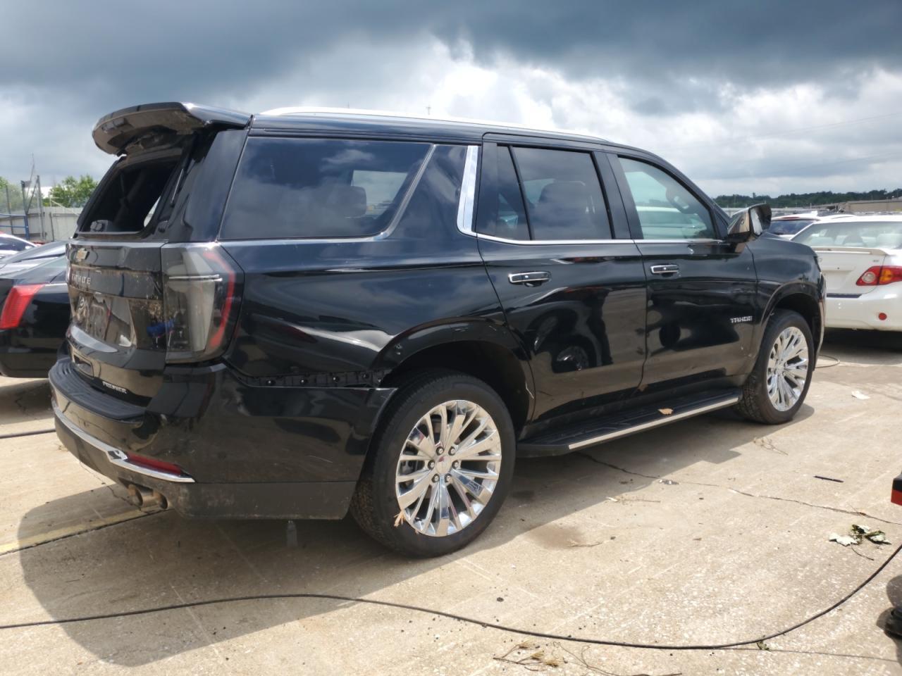 2025 Chevrolet Tahoe K1500 Premier - Фото 3