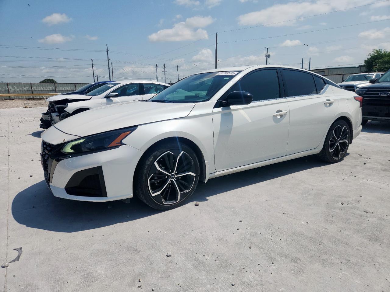 2023 Nissan Altima Sr