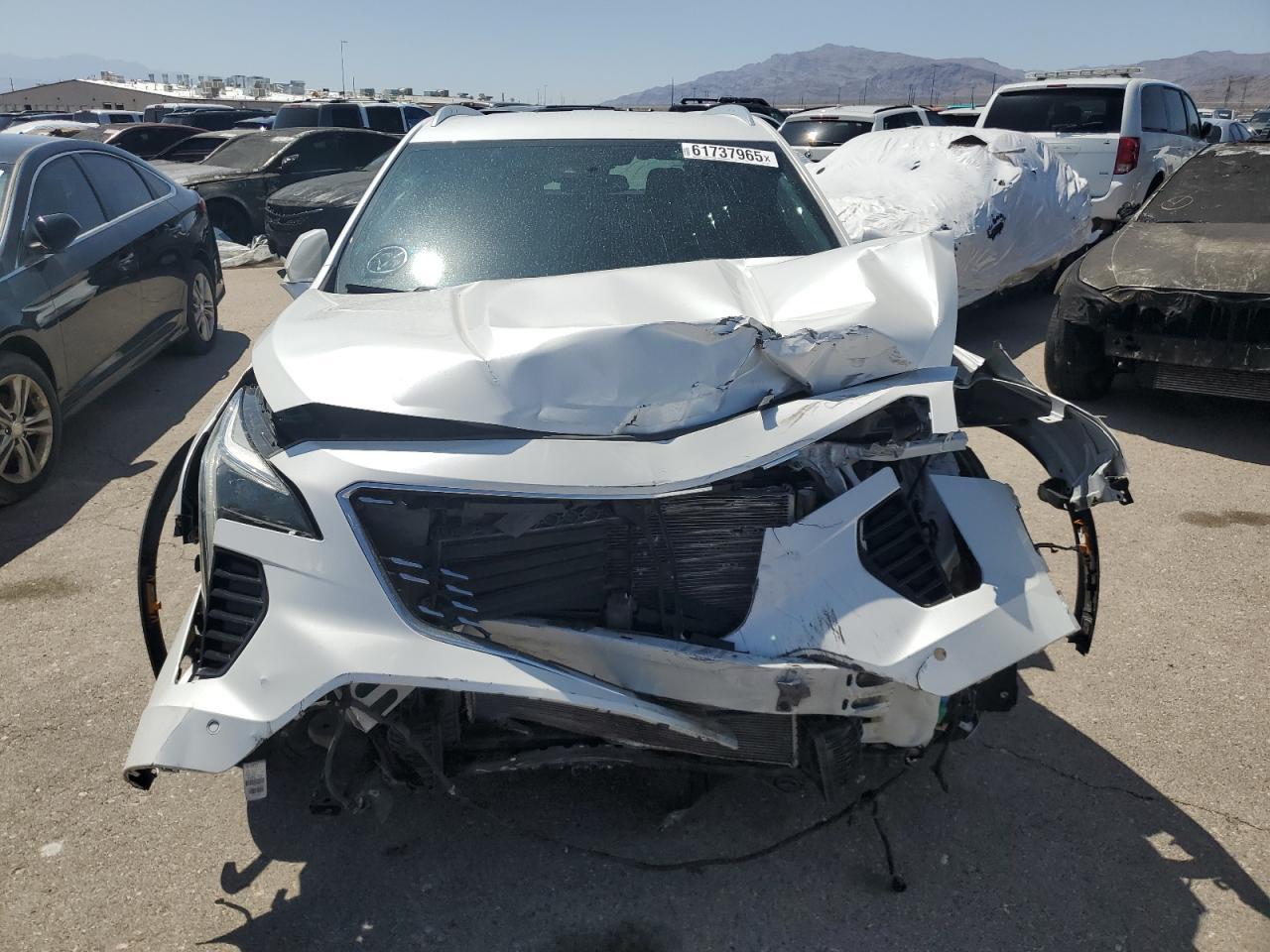 2019 Cadillac Xt4 Premium Luxury - Image 5