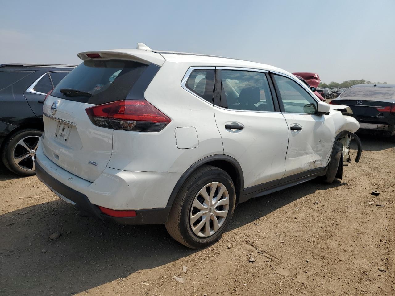 2018 Nissan Rogue S - Фото 3