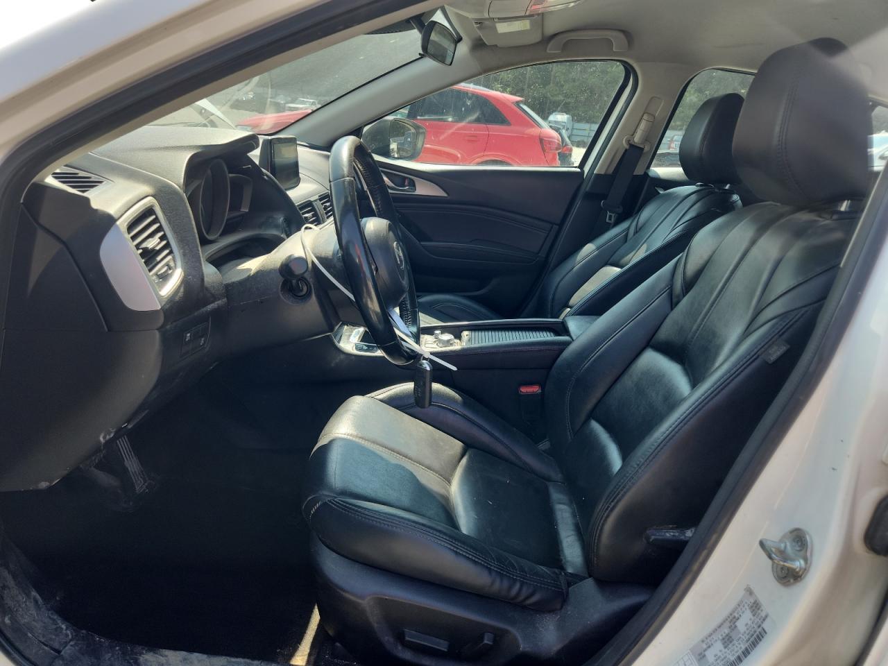 2018 Mazda 3 Touring - Image 7