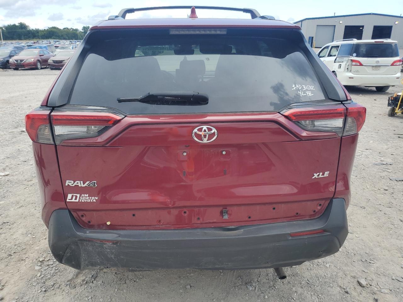 2021 Toyota Rav4 Xle Premium - Фото 6