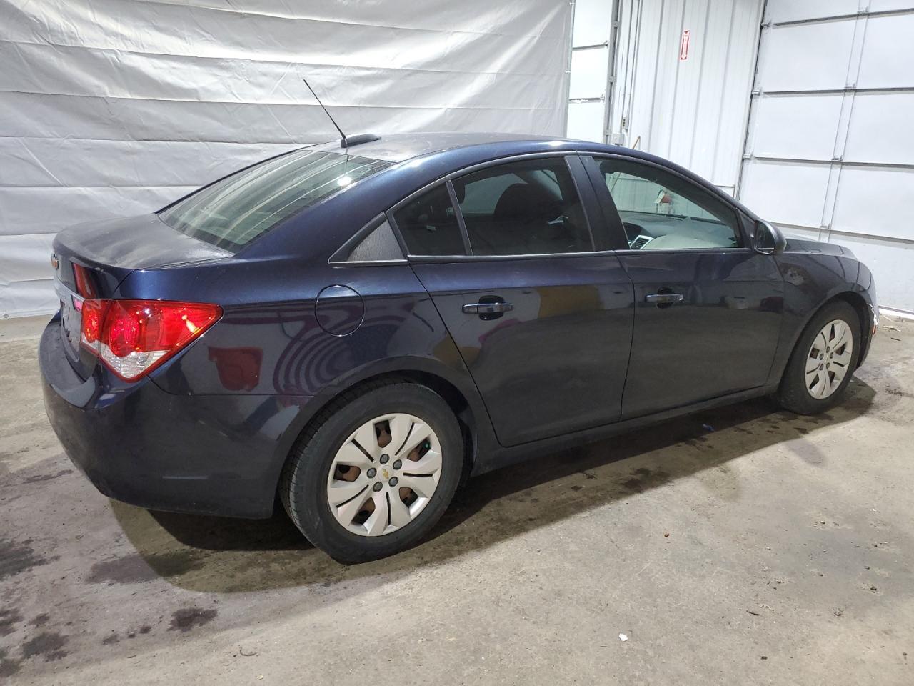 2015 Chevrolet Cruze L - Фото 3