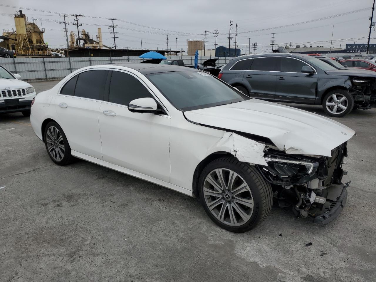 2022 Mercedes-Benz E 350 - Фото 4