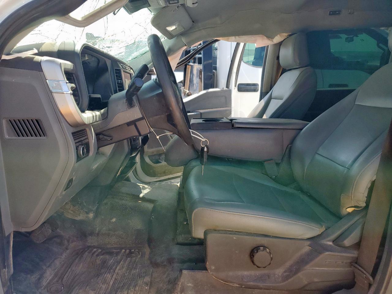 2023 Ford F350 Super Duty - Фото 7