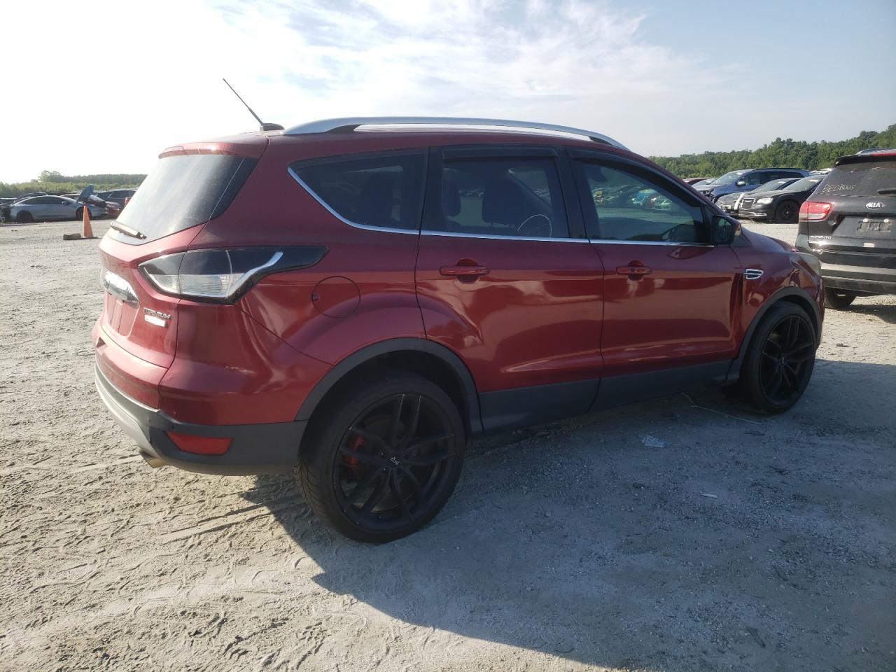 2015 Ford Escape Titanium - Image 3