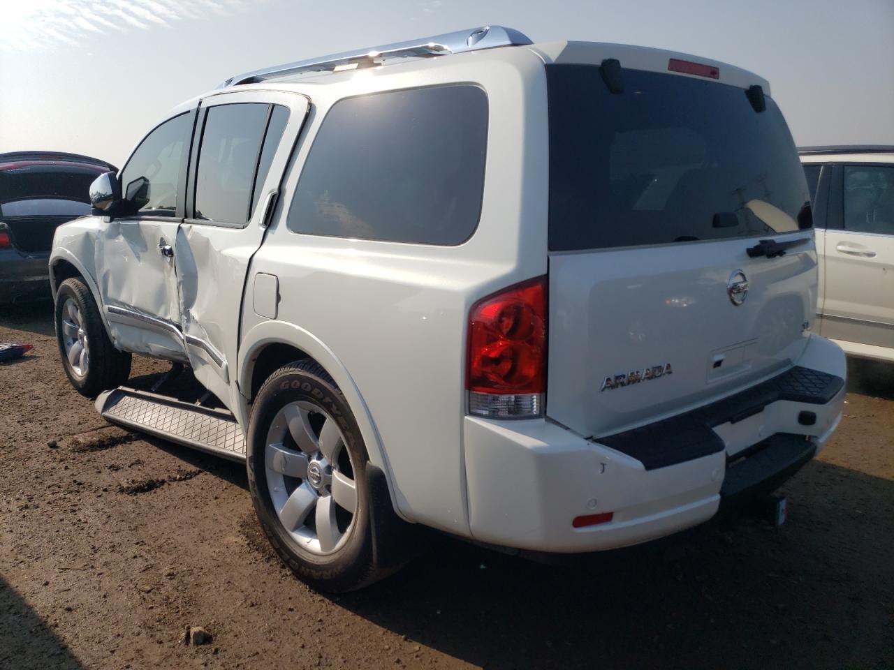 2014 Nissan Armada Sv - Фото 2