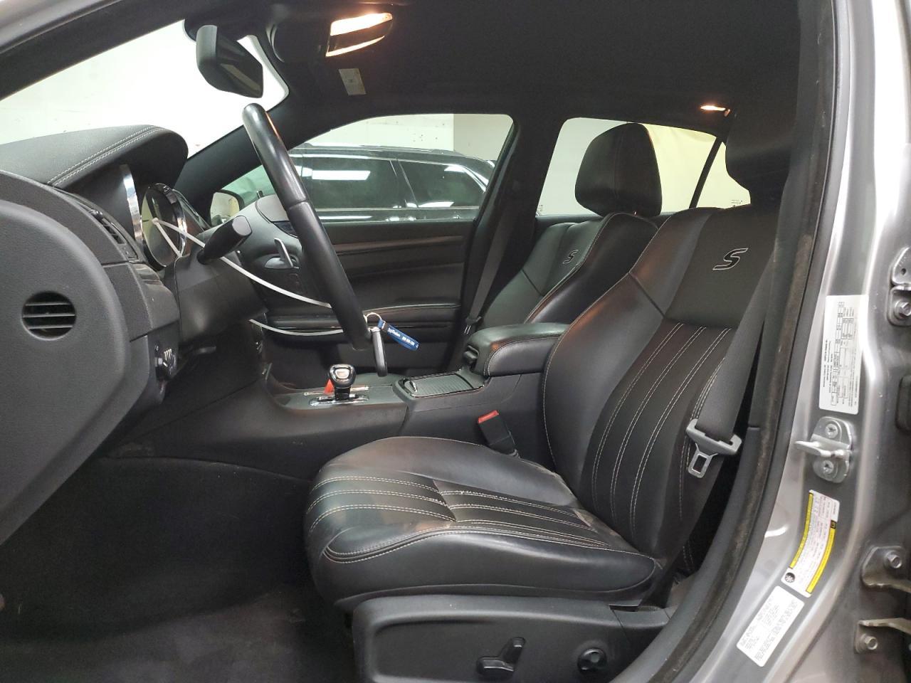 2014 Chrysler 300 S - Image 7