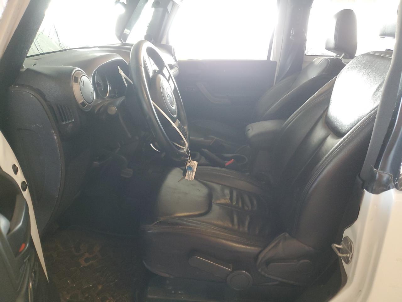 2013 Jeep Wrangler Sport - Фото 7