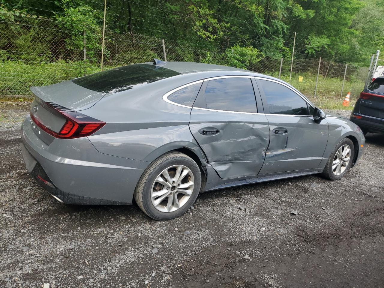 2020 Hyundai Sonata Sel - Image 3