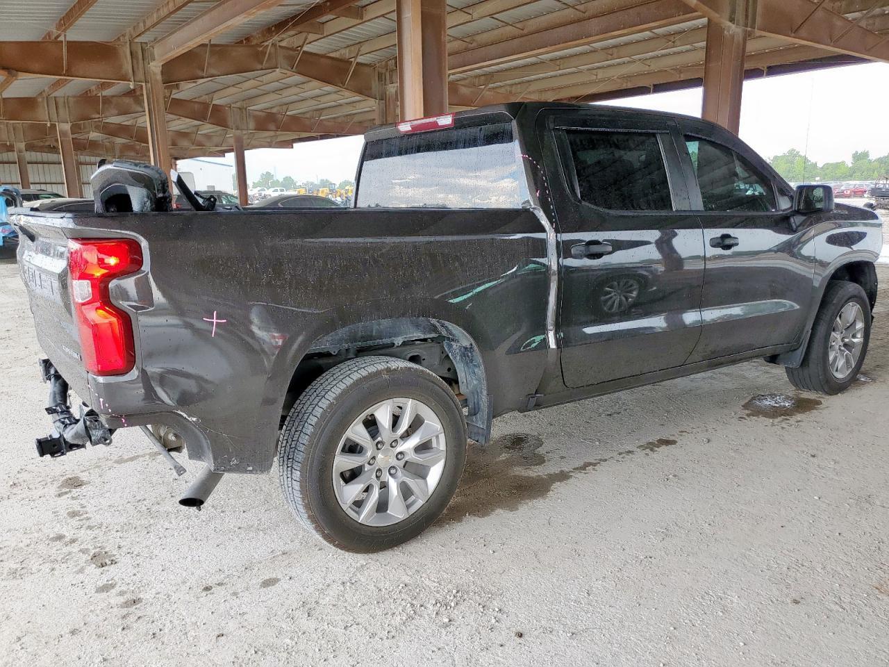2022 Chevrolet Silverado Ltd C1500 Custom - Фото 3